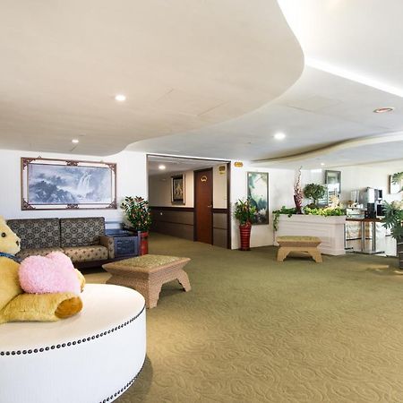 Ching Yeh Hotel Xinfeng Eksteriør billede